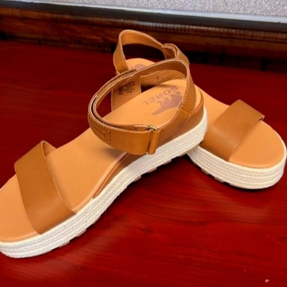 Sorel Cameron Platform Sandal velvet tan